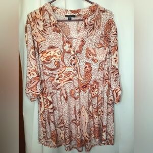 Cocomo Woman 2X Slinky Tunic Top Pink Paisley Floral Artsy V Neck Button Pleated